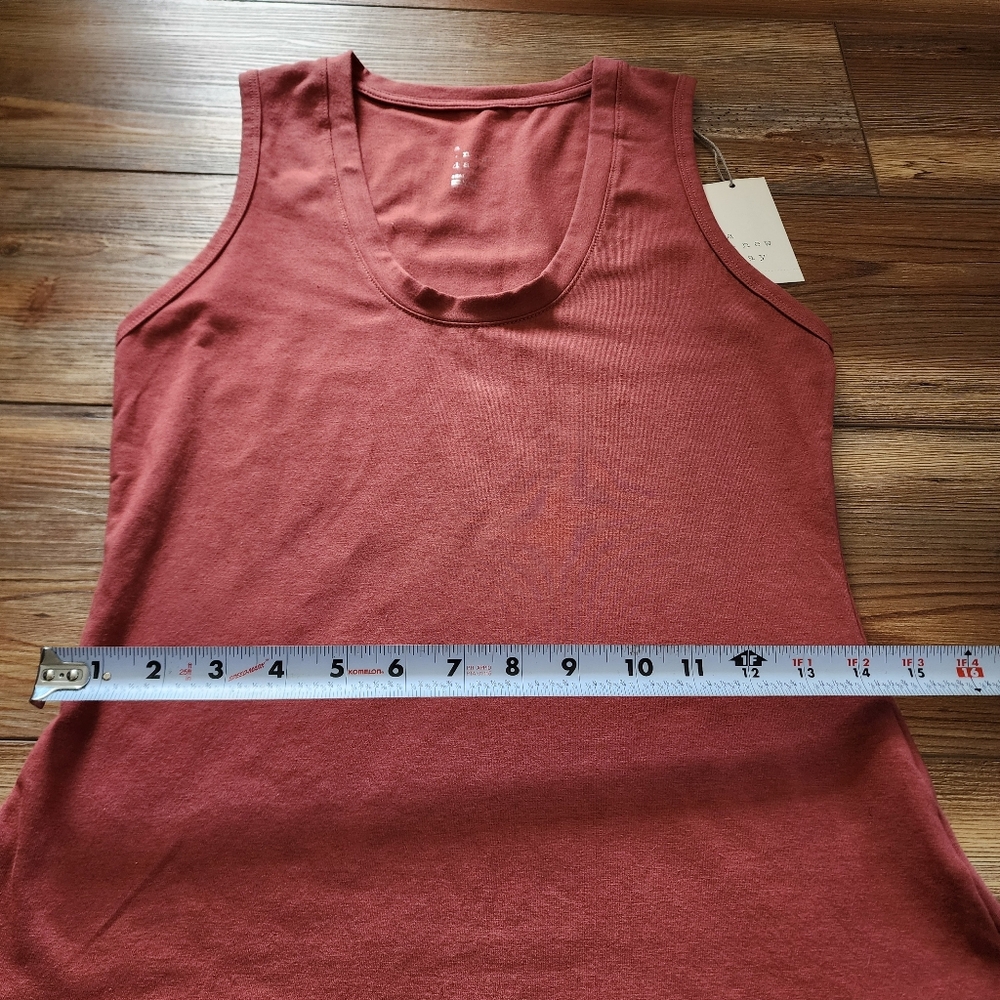 Target A New Day Slim Fit Tank Top Small Women's S Rust U-Neck NWT - Picture 7 of 10